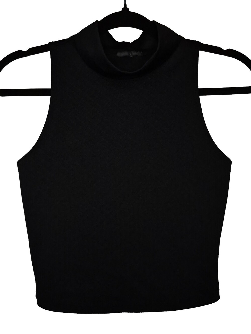 Sirens Sleeveless Crop Top
